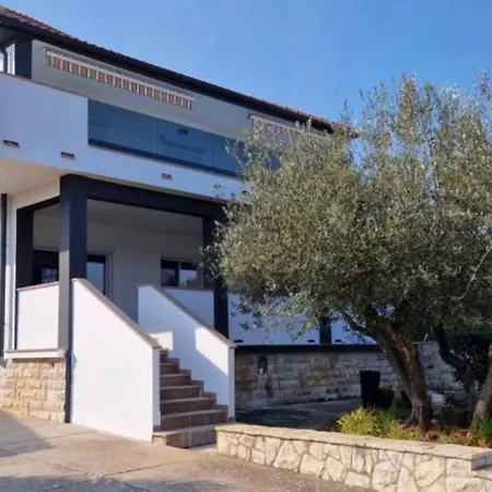 Apartmán Nena - Two Bedroom Ugljan